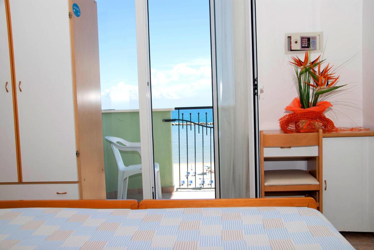Hotel Silvana Bellaria-Igea Marina Exterior photo